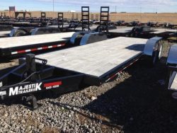 Majestik L260 - 18ft Straight Deck (Slide in Ramps)